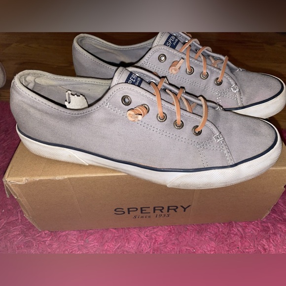 Sperry Women’s Grey Sneakers - Size 9.5 - Good Condition ✨ - Picture 2 of 6